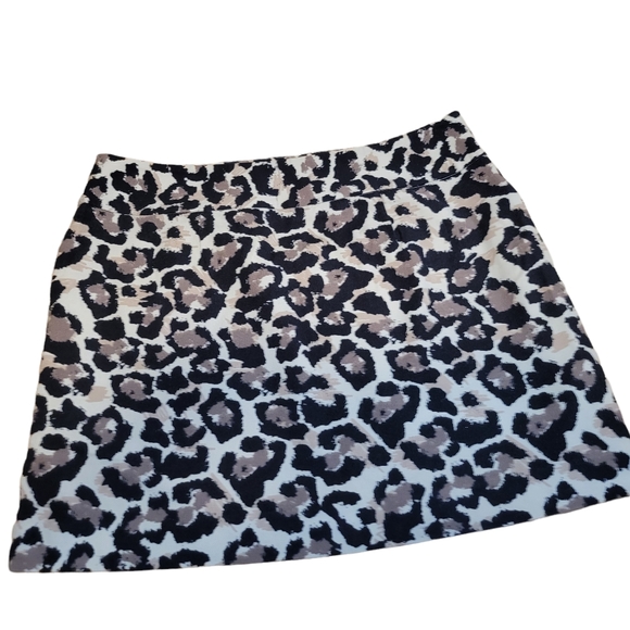 LOFT Leopard Print Skirt 12 Mini A-Line Pockets Animal Print Ann Taylor - Picture 4 of 5